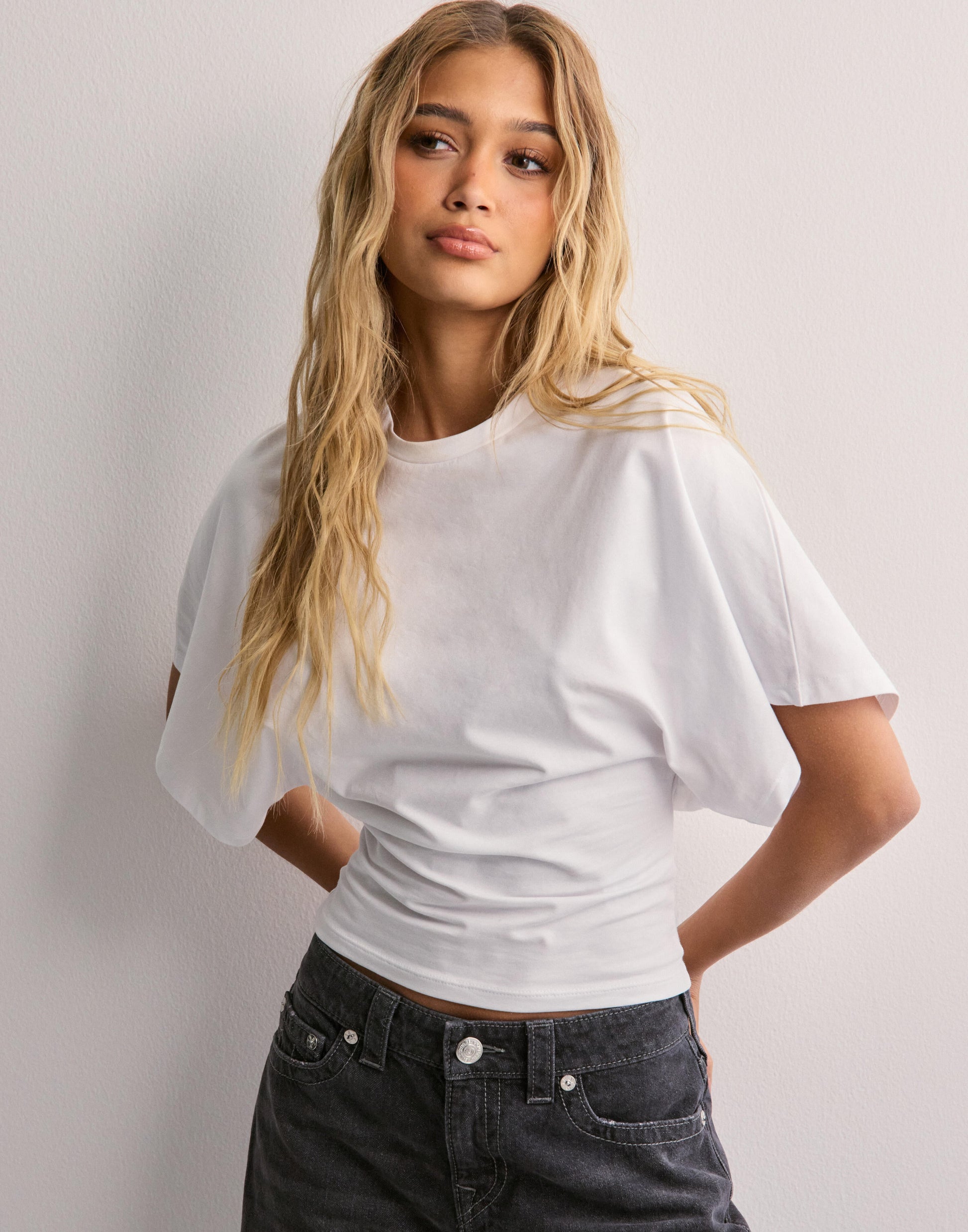 The Cloudsoft Wide Sleeve Tee