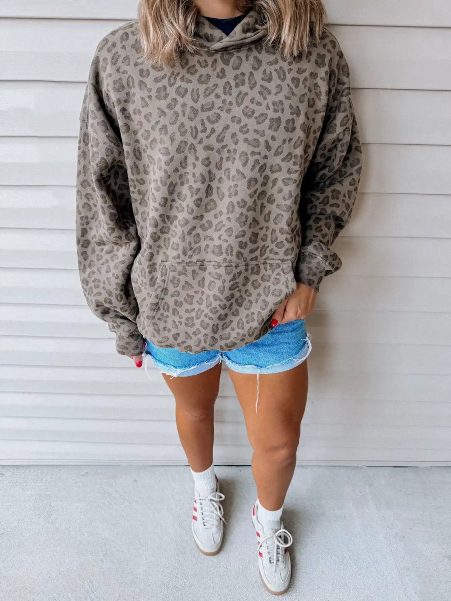 Stylish Cheetah Print Hoodie